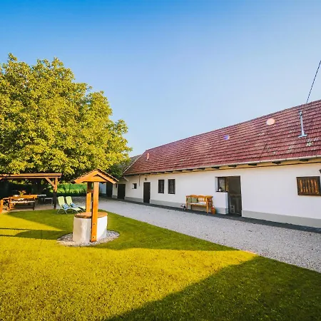 A Mi Kisházunk Appartement *