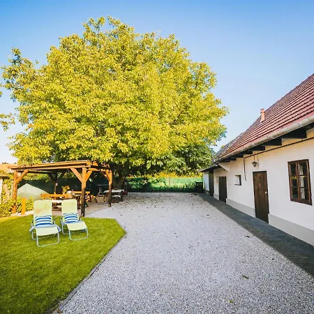 A Mi Kisházunk Szomod