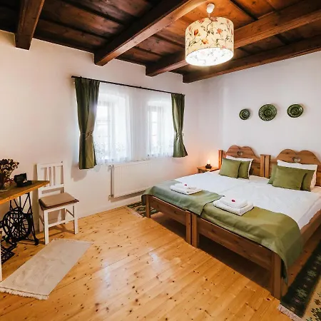 Apartment A Mi Kishazunk Vendeghaz