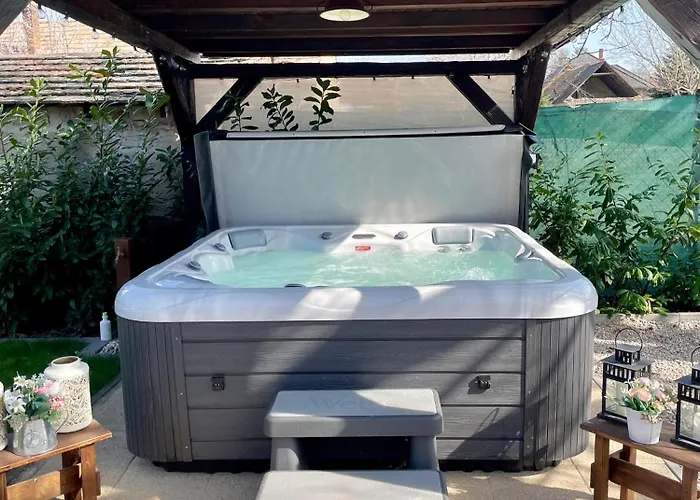 A Mi Kishazunk Vendeghaz Appartement